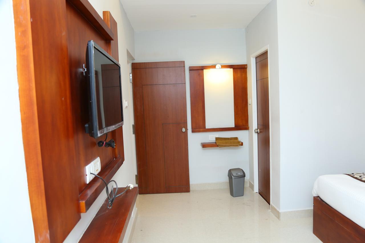 4U Business Hotel Chennai Exteriör bild